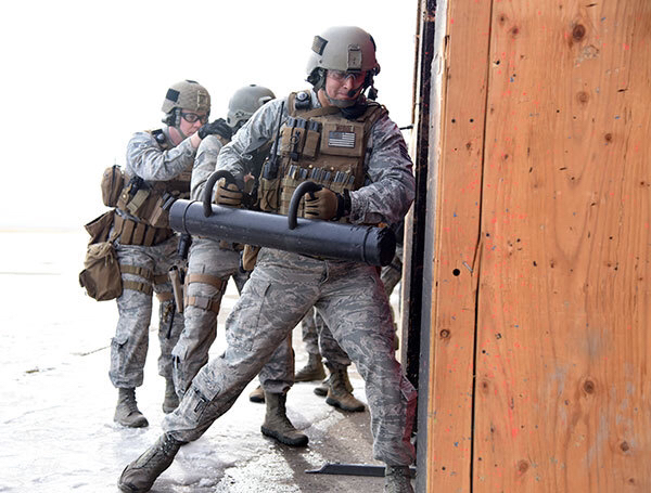 의외로 직장에서 하면 안되는 행동 | 인스티즈
