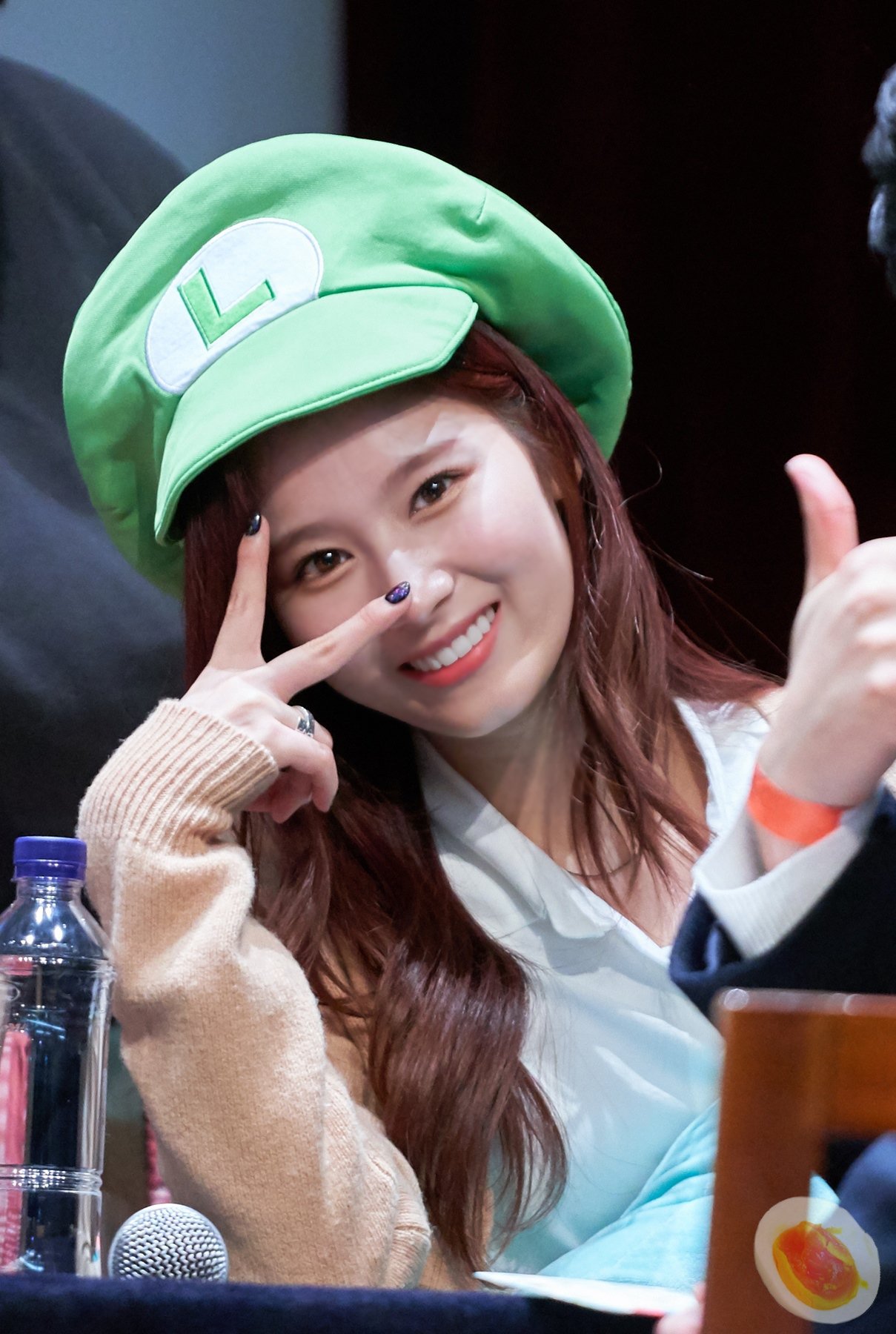 잔망스러운 트와이스 사나.jpgif | 인스티즈