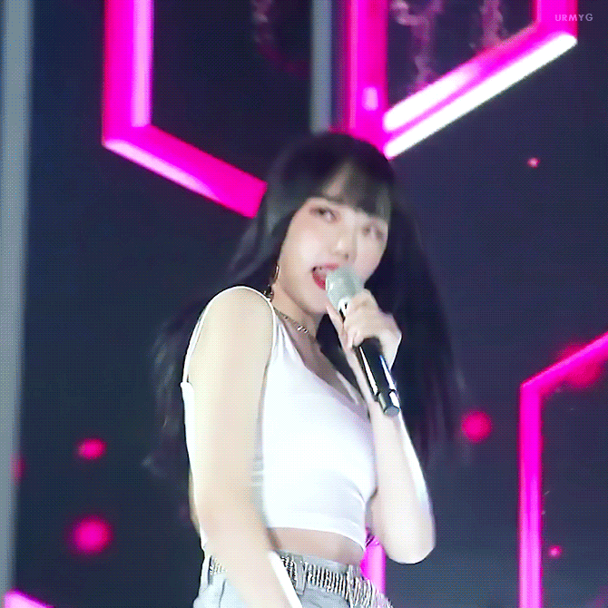 은근히 미인인 듯한 여자친구 예린이.gif | 인스티즈