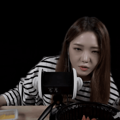 프로미스나인 지선이의 ASMR 분식이팅사운드.GIF | 인스티즈