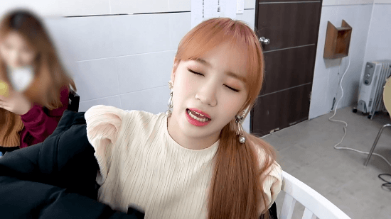 잔망미 터지는 쌈무 아이즈원 김채원.jpgif | 인스티즈
