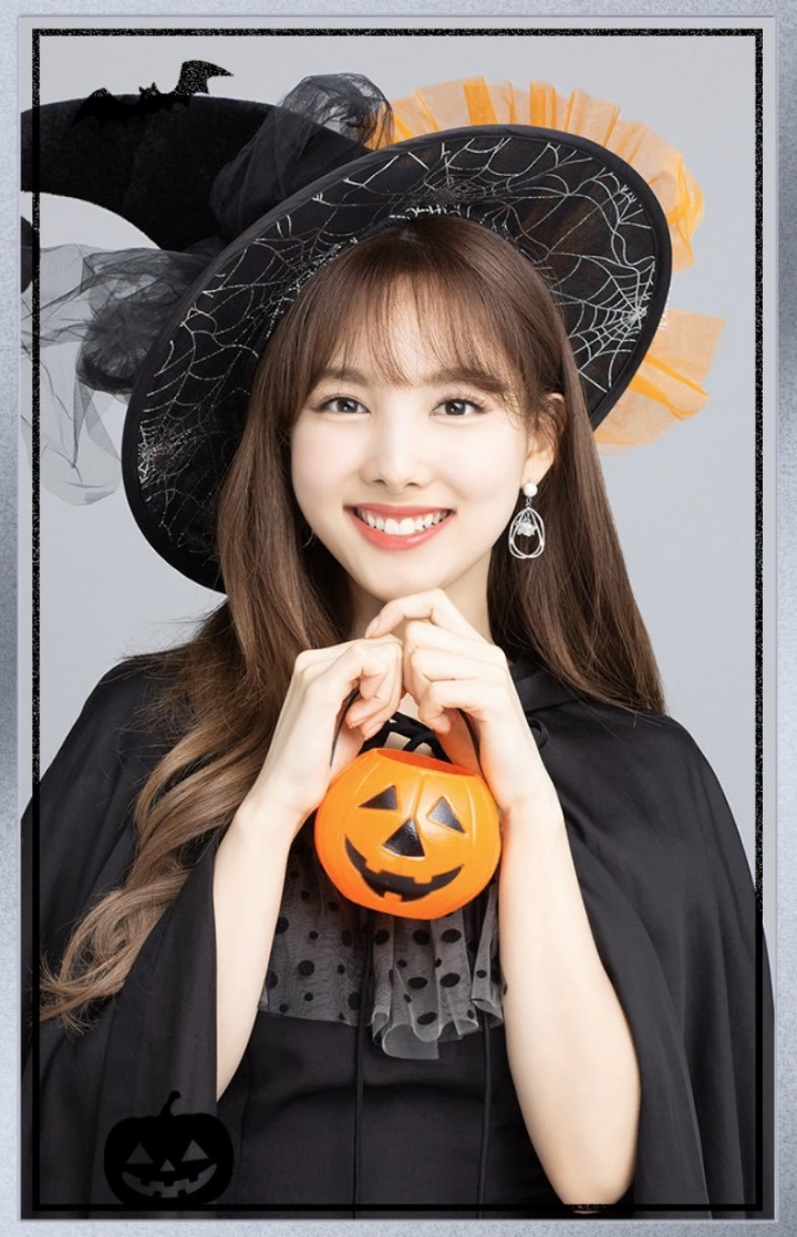 웃을때 눈이 참 예쁜 아이돌 | 인스티즈