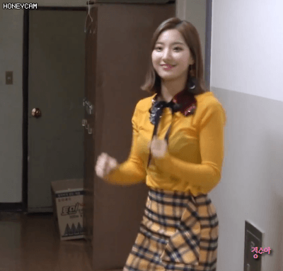 데뷔 300일 기념 프로미스나인 이새롬 | 인스티즈