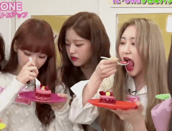 [아이즈원] 음식 못먹어 애잔한 나코,원영,민주.gif | 인스티즈