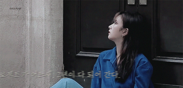 인생샷 촬영하는 에이핑크 윤보미.gif | 인스티즈