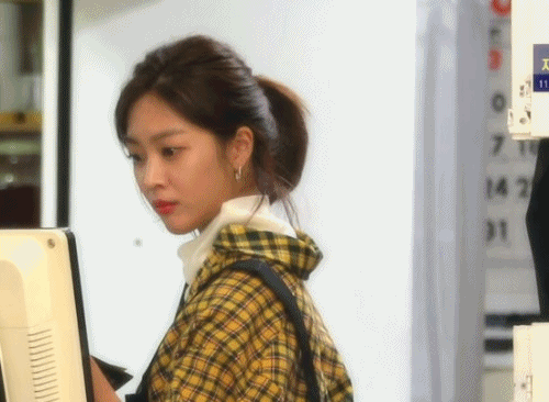 이거 어떻게 하는거지(조보아).gif | 인스티즈