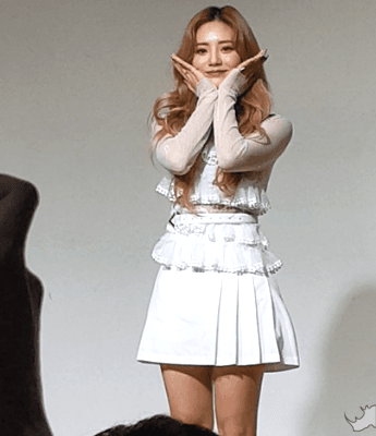 프로미스나인 소중히간직해 포토타임 지원 지선 지헌.GIF | 인스티즈