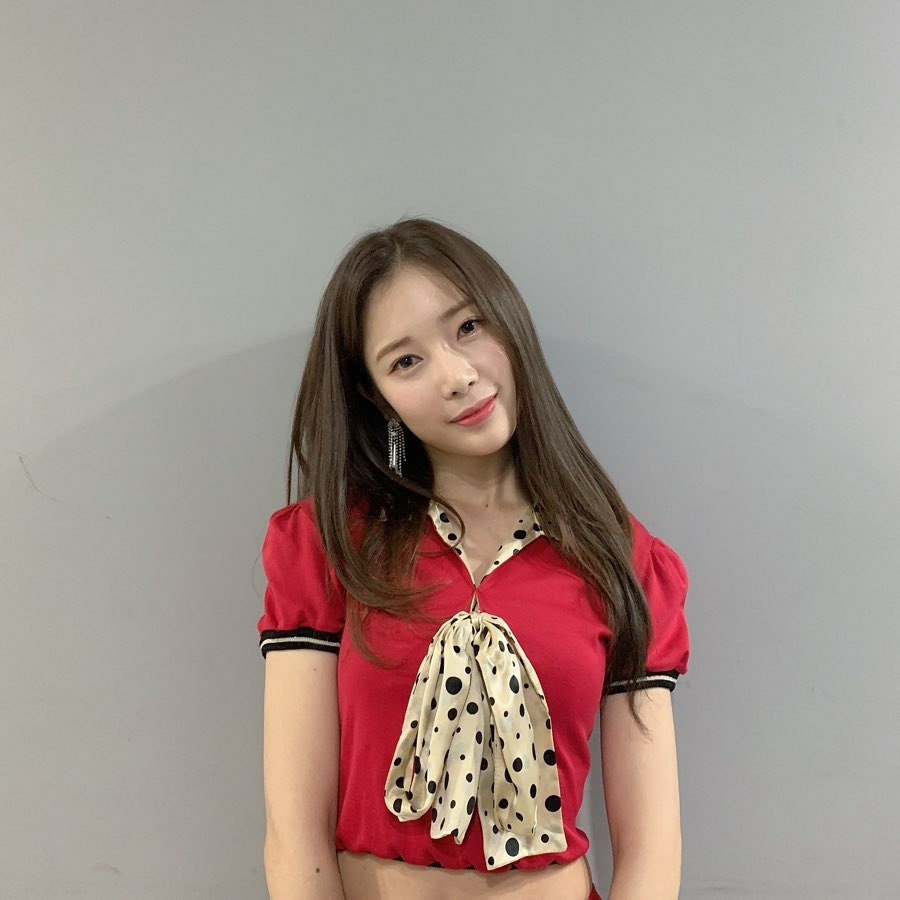오늘자 에이프릴 윤채경 인스타 | 인스티즈
