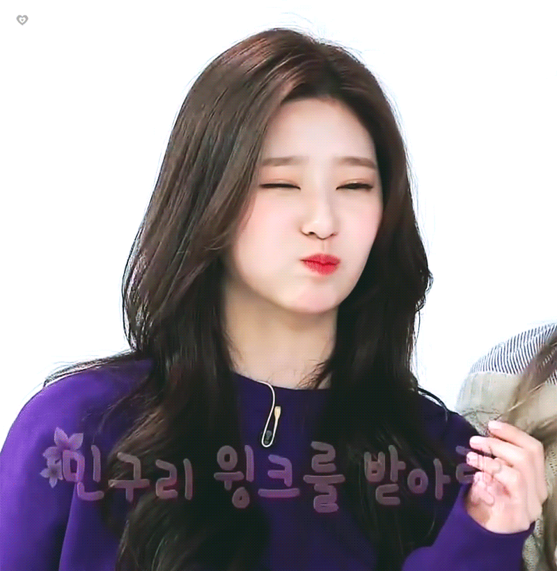 쭈굴미 넘치는 애잔한 개구리 아이즈원 김민주3.jpgif | 인스티즈