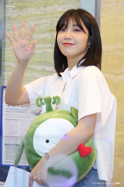 콩인형과 에이핑크 정은지.jpg | 인스티즈
