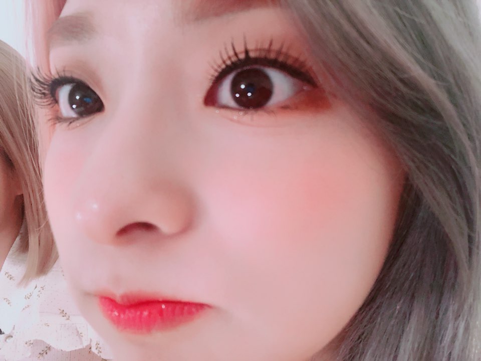 데뷔 300일기념 프로미스나인 이나경 | 인스티즈