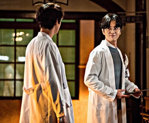 김사부의 배문정 쌤이 그 쪽 세계를 잘 아는 이유 | 인스티즈