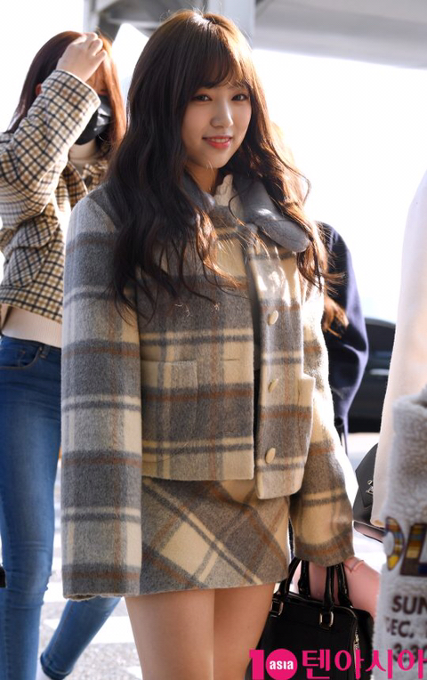 [아이즈원] 나코가 항상 가지고 다니는 목배게 사용법 | 인스티즈