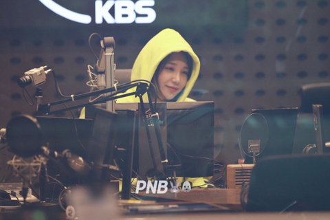 에이핑크 정은지 후드.jpg | 인스티즈