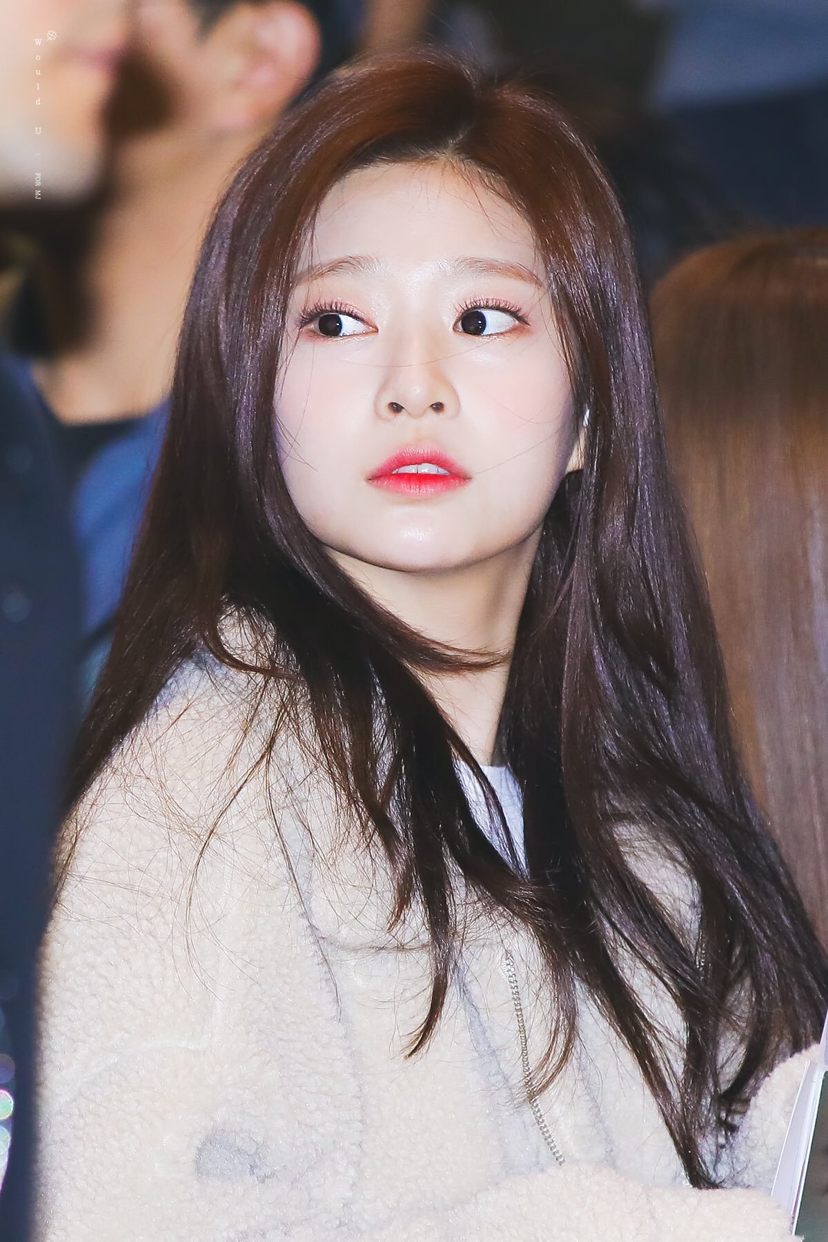 오늘 출국하는 아이즈원 김민주.jpg | 인스티즈