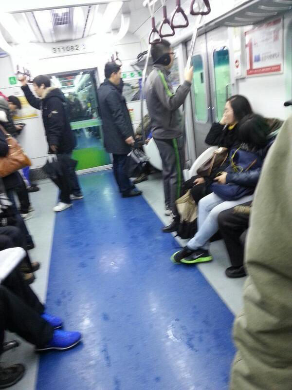 무슨 상황인지 짐작조차 안되는 사진.jpg | 인스티즈