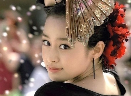 본인이 생각할때 태혜지 중에서 가장 미인은? | 인스티즈