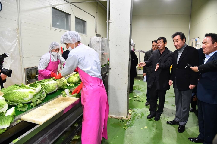 늘 열일하시는 이낙연 총리님 | 인스티즈