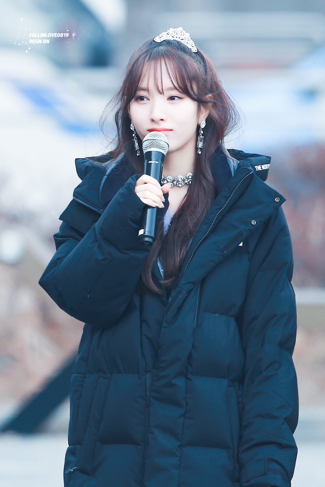 반묶음머리가 찰떡같이 어울리는 우주소녀 보나.jpg | 인스티즈