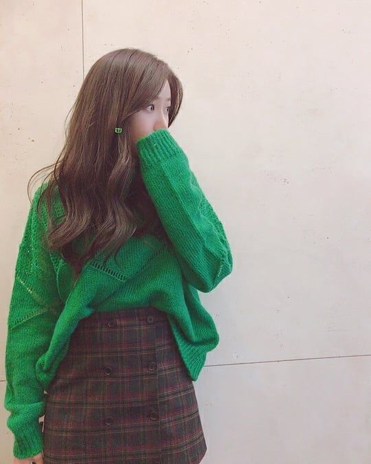 야심한 시간에 보니까 은근히 미인인 듯한 여자친구 신비.jpgif | 인스티즈