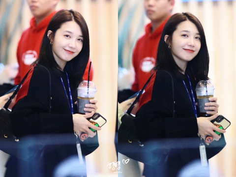 팬들 보는 밝은 표정의 에이핑크 정은지.jpg | 인스티즈