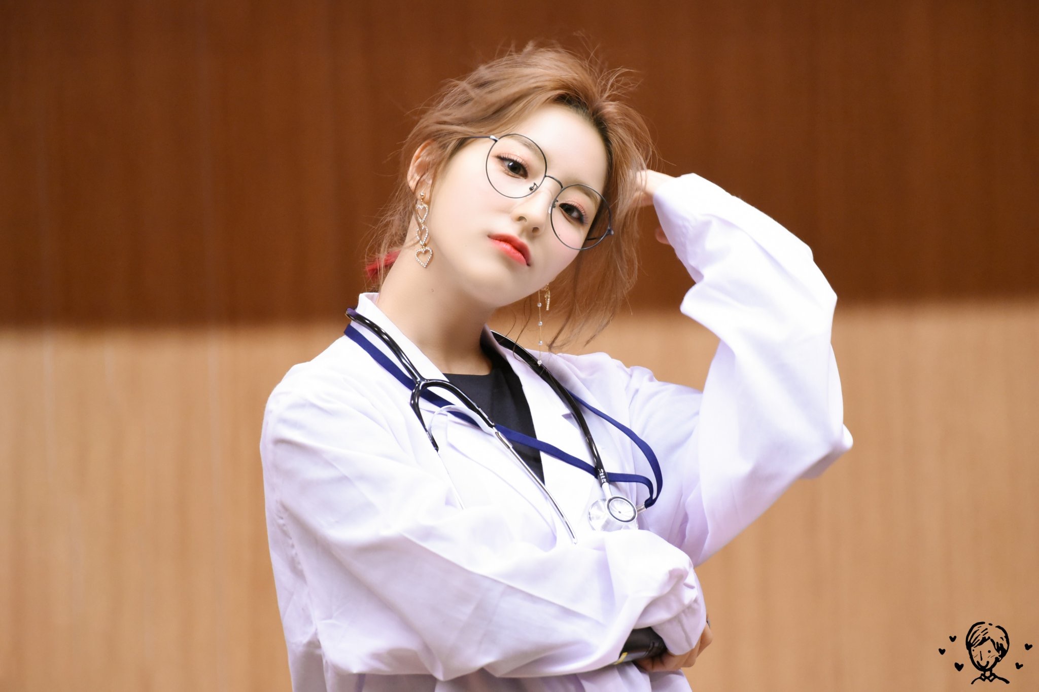 프로미스나인 이새롬 | 인스티즈