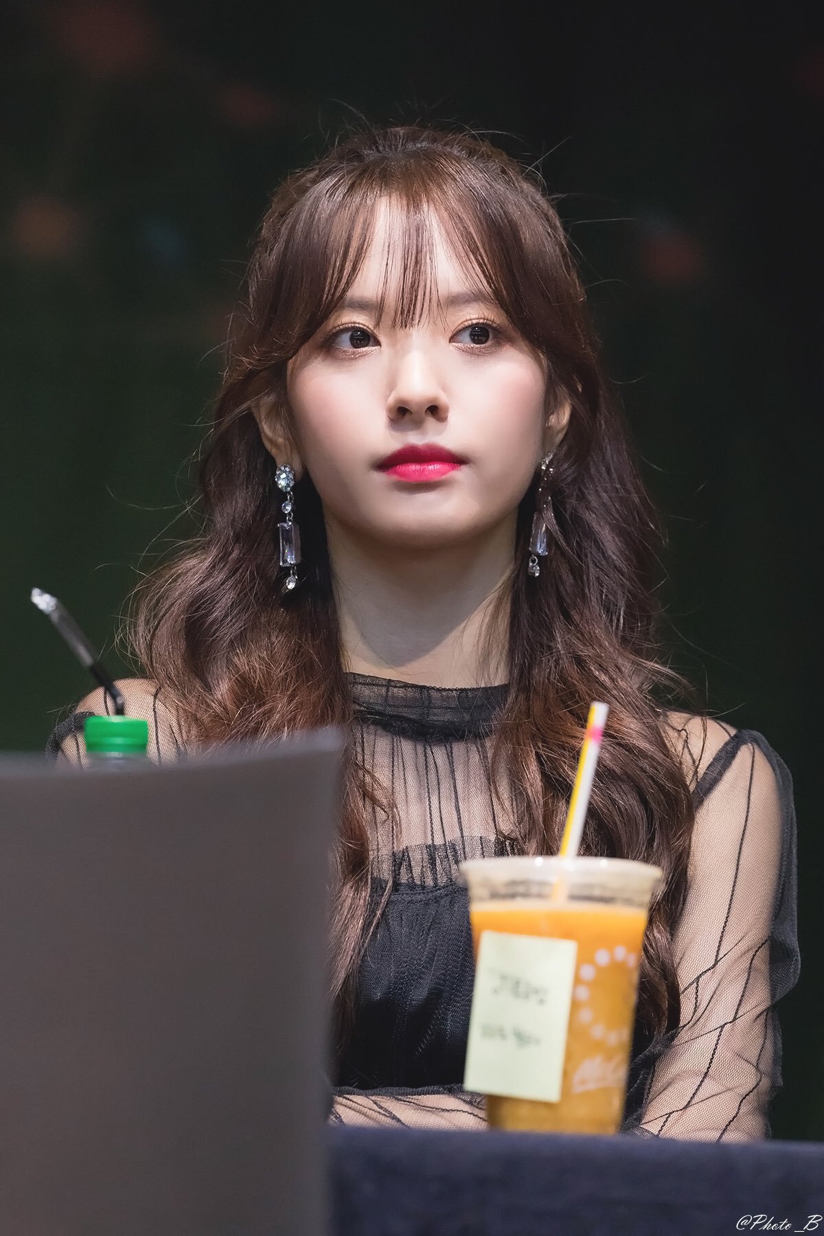 반묶음머리가 찰떡같이 어울리는 우주소녀 보나.jpg | 인스티즈