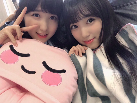 [아이즈원] 나코가 항상 가지고 다니는 목배게 사용법 | 인스티즈