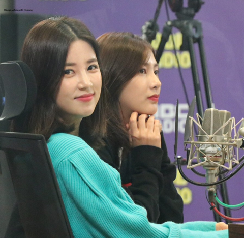 에이핑크 리막 초롱이와 하영이.jpgif | 인스티즈