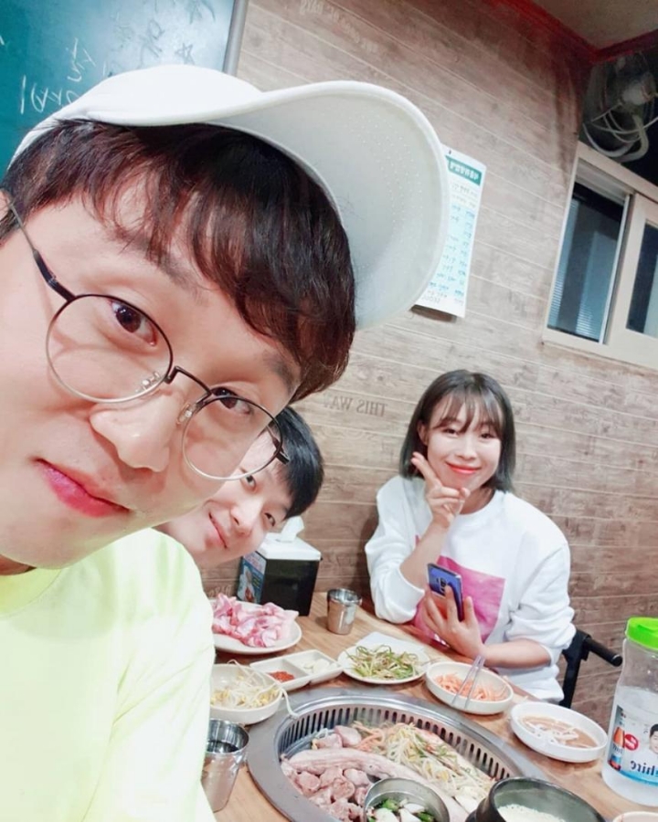 막 미친듯이 잘생기지는 않았는데 볼수록 매력있는 연예인 | 인스티즈