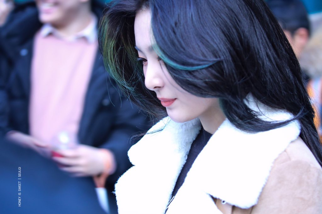 컬투쇼 출근하는 레드벨벳 슬기 웬디.jpg | 인스티즈