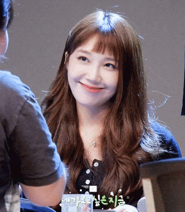 팬 심쿵 하게 하는 에이핑크 정은지.gif | 인스티즈