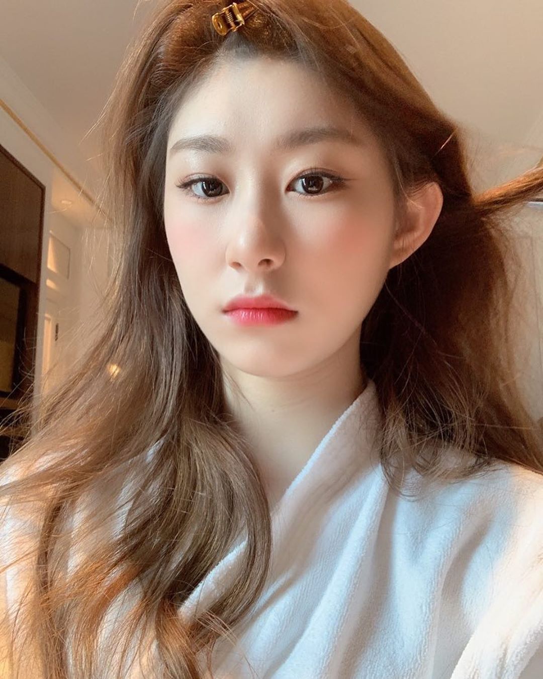 오늘 인스타 폭풍업뎃한 ITZY 채령이.jpg | 인스티즈