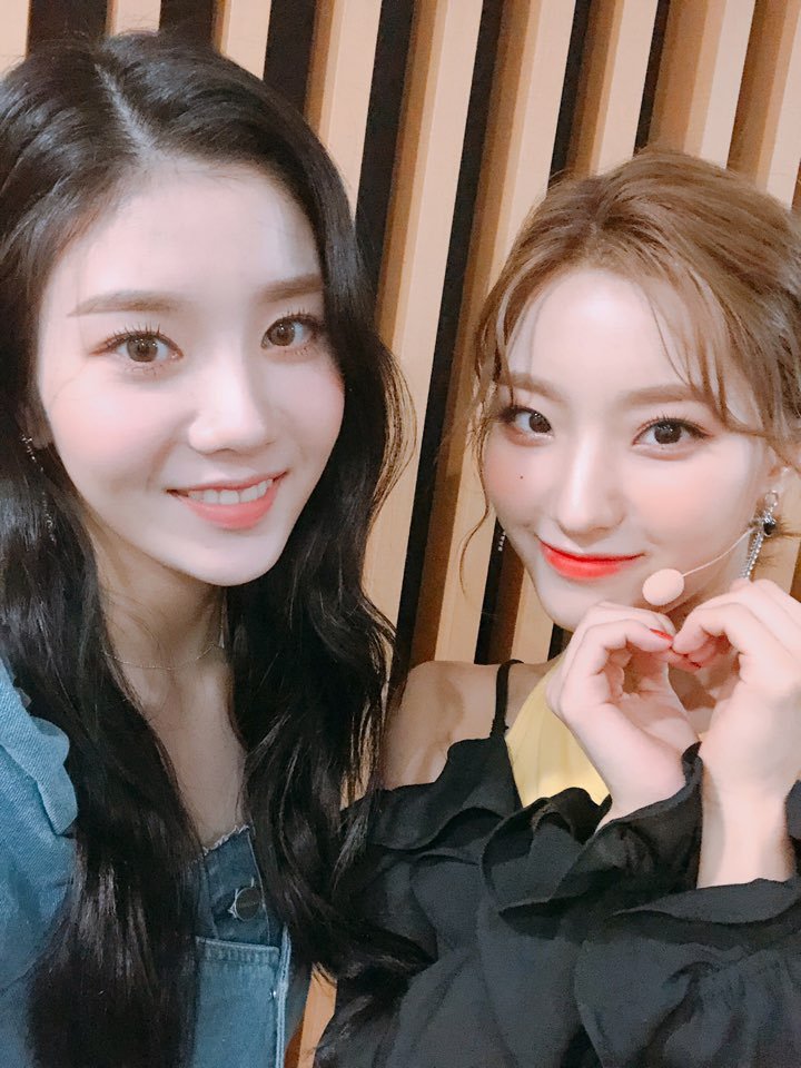 2019년 첫 권은비 이새롬 | 인스티즈