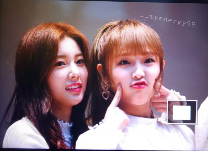 아이즈원) 매콤언니 최예나.jpgif | 인스티즈