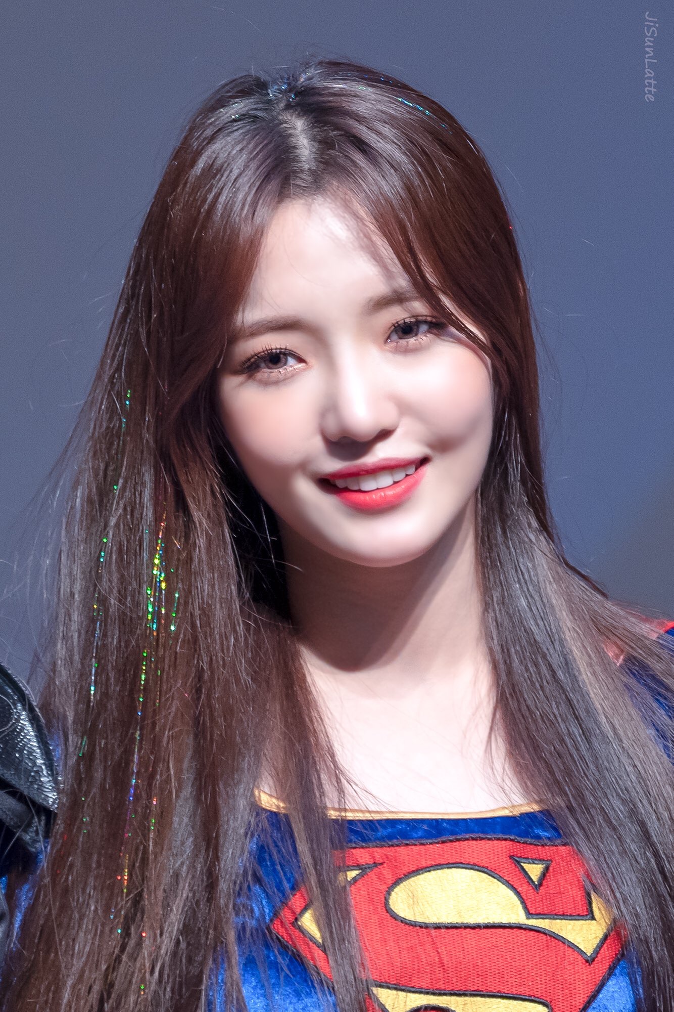 눈빛이 매력적인 아이돌 | 인스티즈