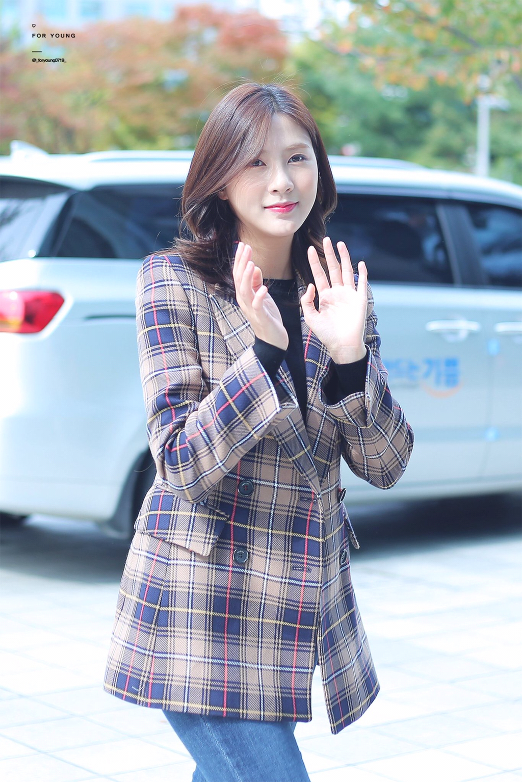 [에이핑크] 오늘은 기타 줄 교체 할 예정이라서 하영이 | 인스티즈