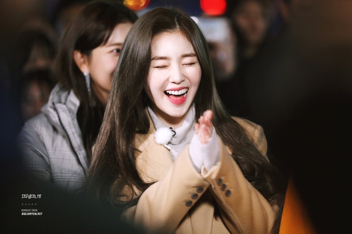 [레드벨벳] 4일만에 달콤한 휴무라 53일차 1일1아이린💗 | 인스티즈
