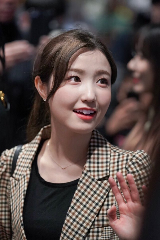 아이즈원) 히토미가 또 레전드 찍었네... | 인스티즈