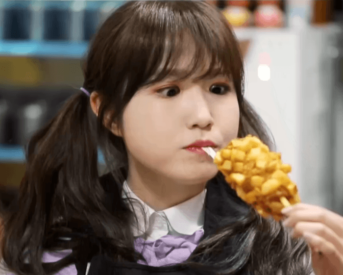 혼다 히토미의 맛있는거 먹을때와 아닐때(3움짤).gif | 인스티즈