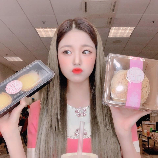 아이즈원) 홍콩팬들의 사랑에 감동받은 장원영 | 인스티즈