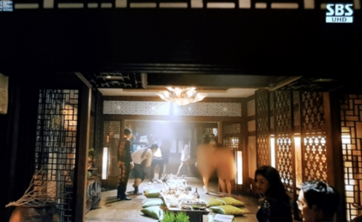 현재 논란중인 SBS 드라마 배가본드 장면.jpg | 인스티즈