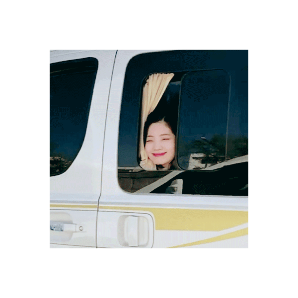 트와이스 다현... 팬들을 향해 인자한 미소...gif | 인스티즈