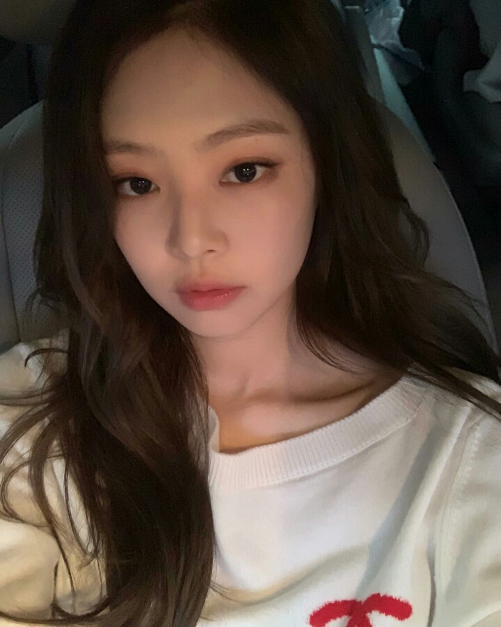 오늘자 블랙핑크 제니 인스타사진 | 인스티즈