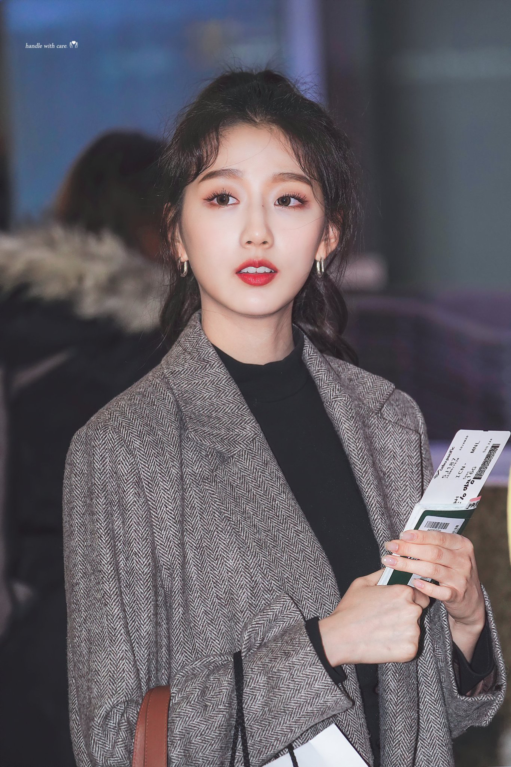 [러블리즈] 아이패드 살까 하는 생각이 들어서 예인이 | 인스티즈