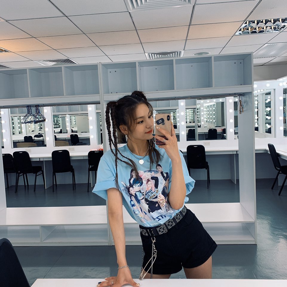 오늘자 ITZY 인스타그램.jpg | 인스티즈