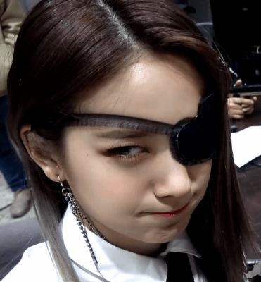 떠오르는 애교장인이 되구싶은 프로미스나인 규리 | 인스티즈