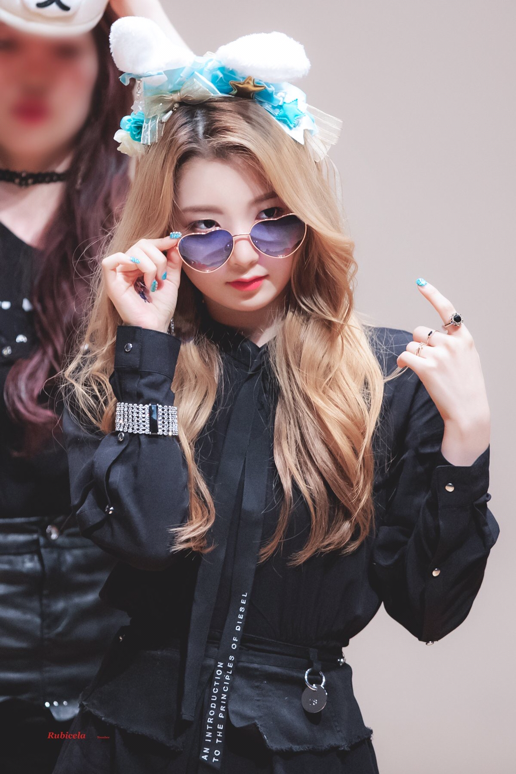 [로켓펀치] 모닝 빔밤붐이라서 연희 | 인스티즈