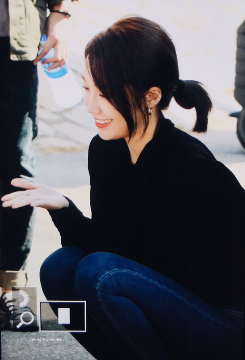 아가 보고 좋아하는 에이핑크 정은지.jpg | 인스티즈