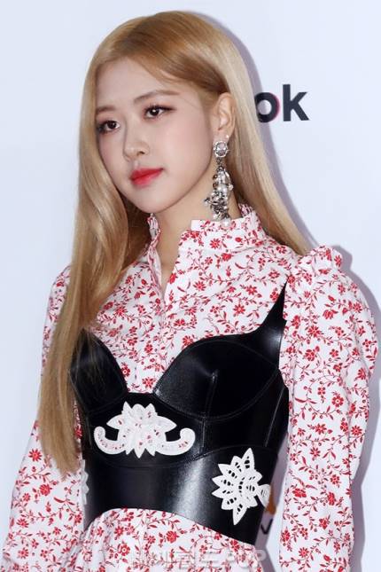 블랙핑크 가요대전 레드카펫.jpg | 인스티즈